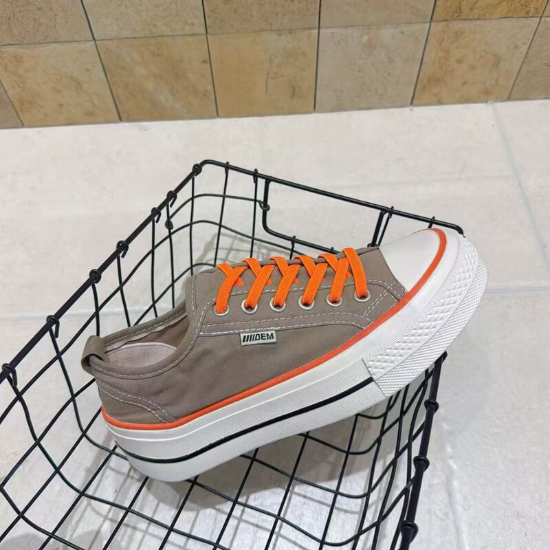 2026 Early Spring New Fashion Thick-Soled Canvas Shoes for Women, Versatile Height-Increasing Casual Sneakers, Retro Trendy Board Shoes 2026 Early Spring New Fashion Thick-Soled Canvas Shoes for Women, Versatile Height-Increasing Casual Sneakers, Retro Trendy Board Shoes