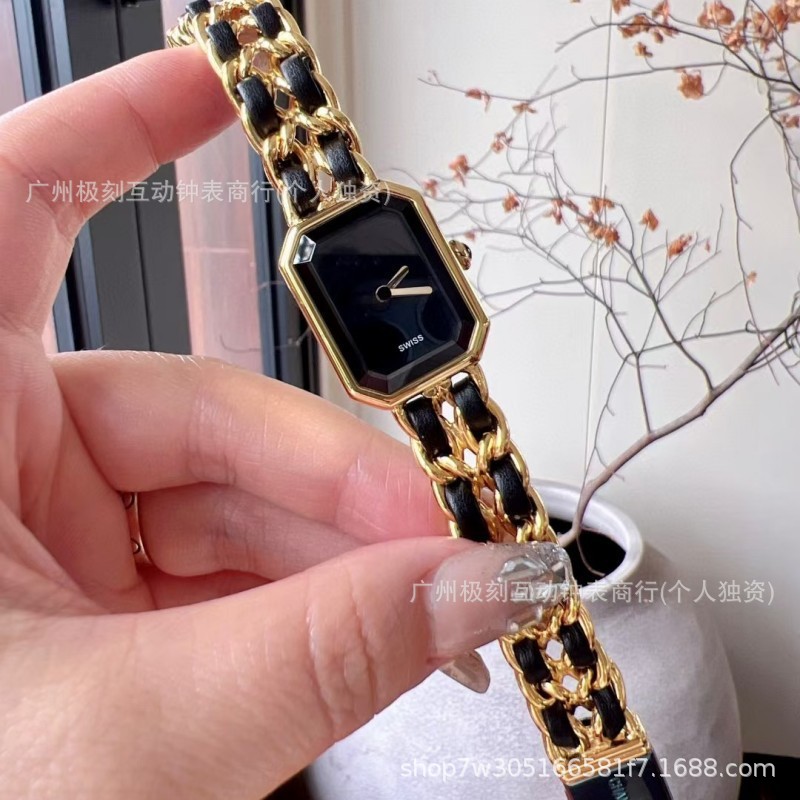 爆款小香风黑金方糖女士石英腕表复古款编织带轻奢黛施卡手表女