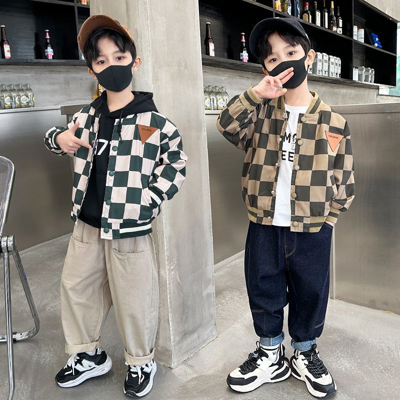 Muchachos de dibujos animados béisbol uniforme 2024 nueva capa primavera y otoño chaqueta los niños moda a cuadros superior