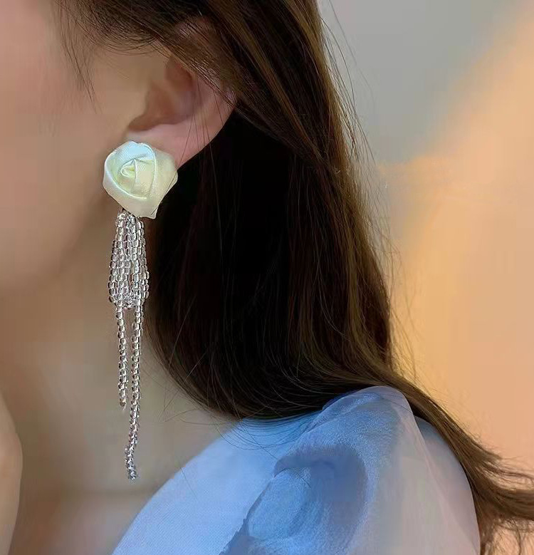 h2uTiviiztSHn2aJjQ1aWoAmVSwsYQ1GzQwN