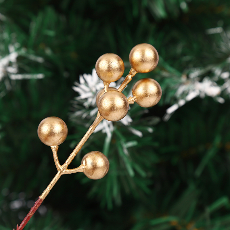 Christmas simulation red fruit 7-head berry branches wholesale small red fruit cuttings Christmas tree decoration supplies shooting props