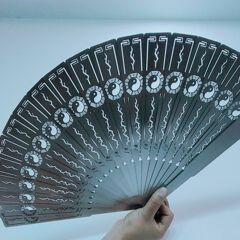 九寸不锈钢镂空八卦太极扇防身健身折叠扇不锈钢扇子文玩帅气折扇