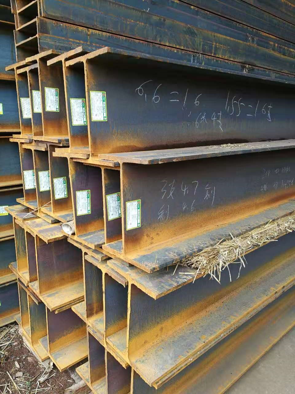 重庆H型钢销售　Q235B　*400现货　价格合理