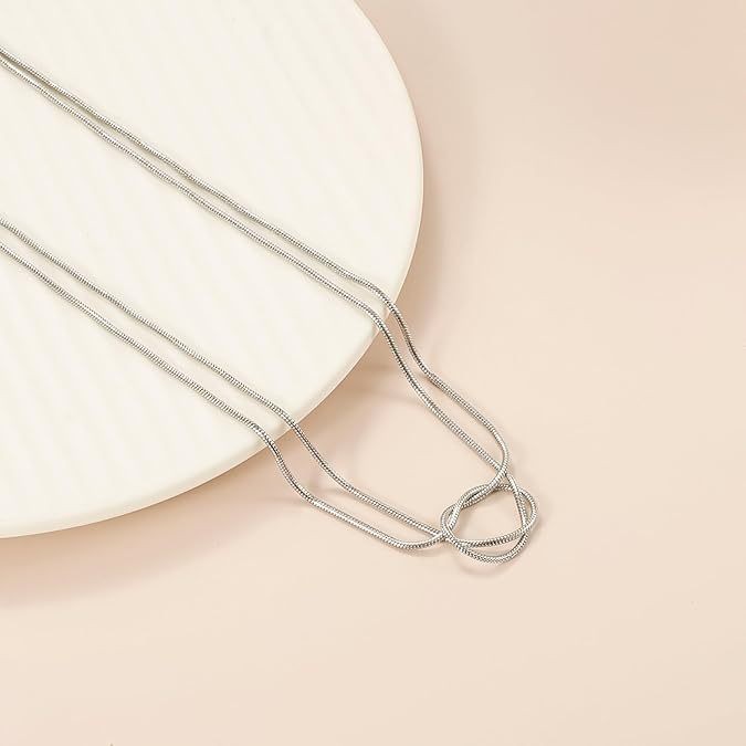 Minimalist Layered Necklace For Women With Delicate Chains_voghion.com