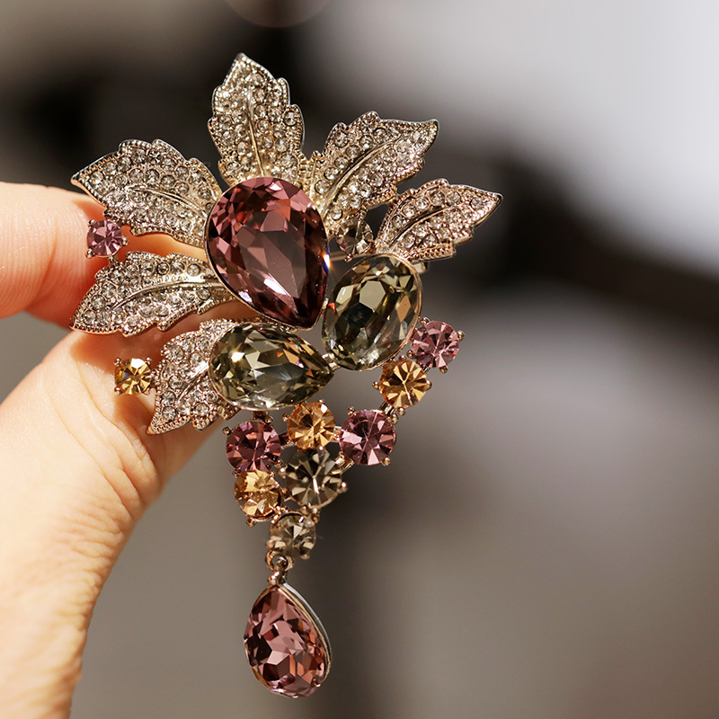Neu Vintage Kristall Blume Brosche Schwere Industrie Medieval Schmuck_voghion.com