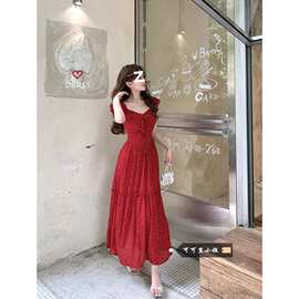 红色波点小飞袖吊带连衣裙子女装夏季2025新款爆款蝴蝶结露背长裙