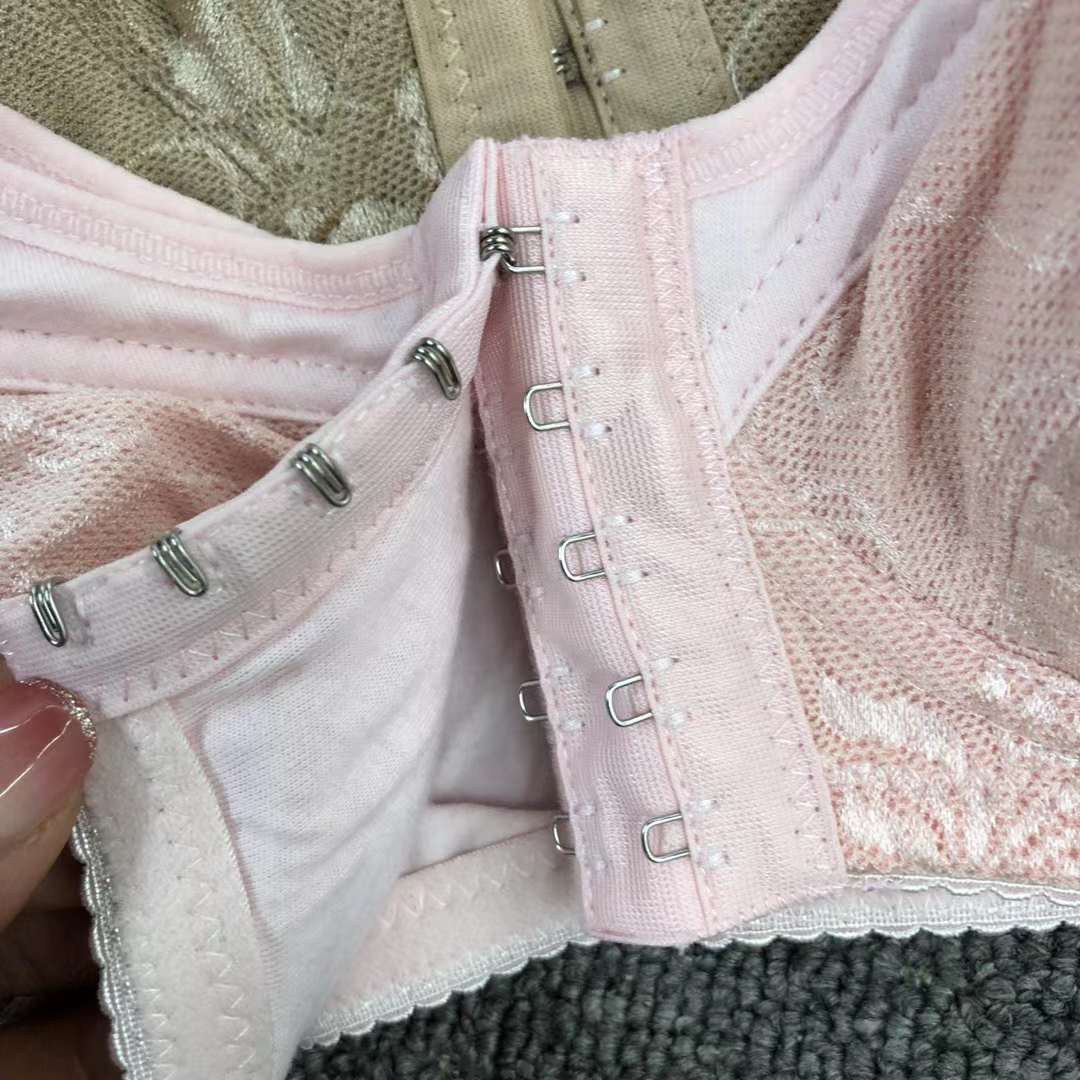 Sujetador de ropa interior de hebilla frontal de mamá transfronteriza delgada de algodón de mediana edad y ancianos sujetador inalámbrico de algodón empuja hacia arriba más sujetador de tamaño