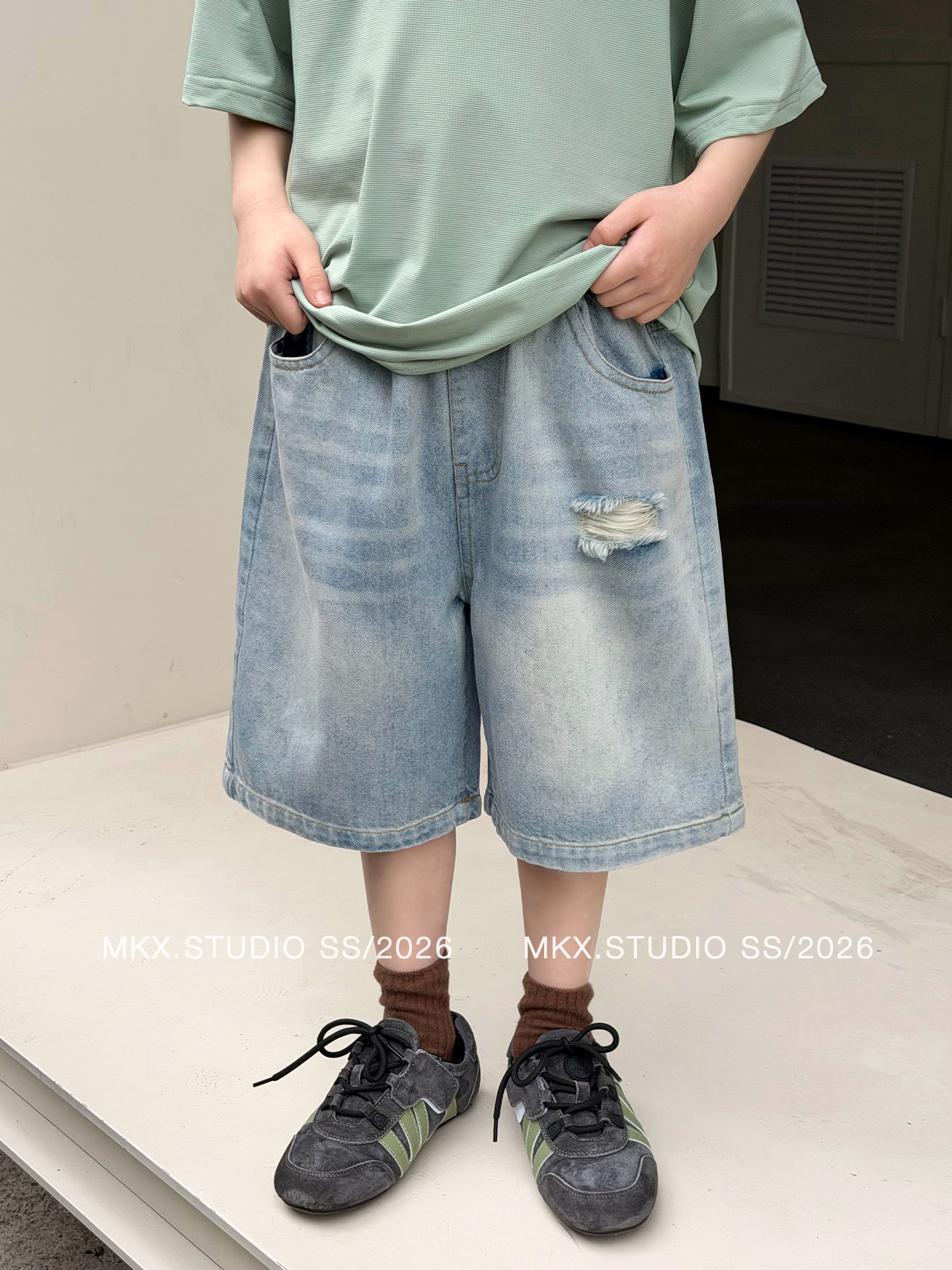Pantalones Cortos de Mezclilla con Rasgados para Niños de Algodón, Suave, para Verano