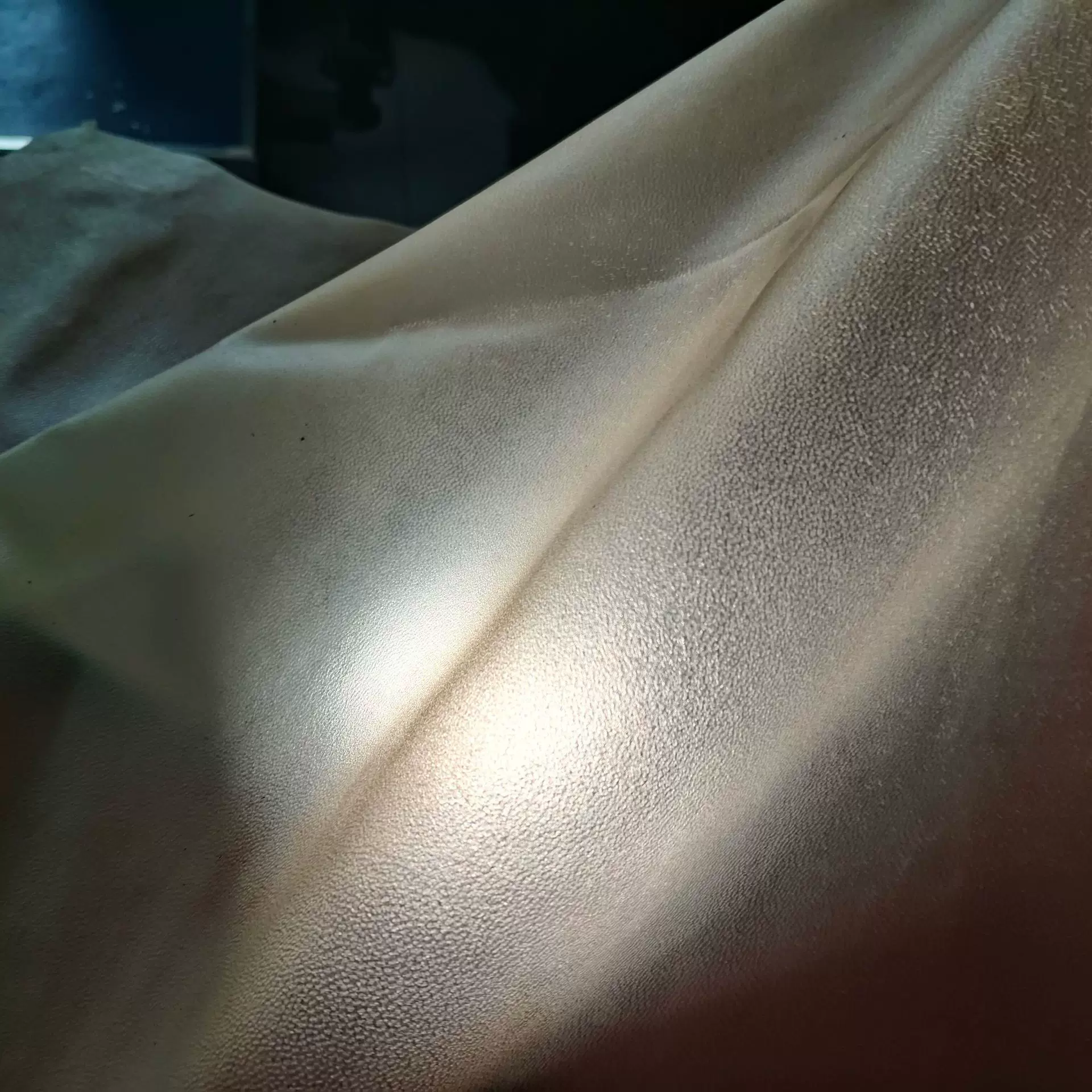 柔软透明羊皮真皮透光强创意鞋包灯具服装DIY皮革材料头层软面料