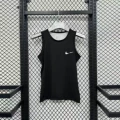 A Di vest tight black