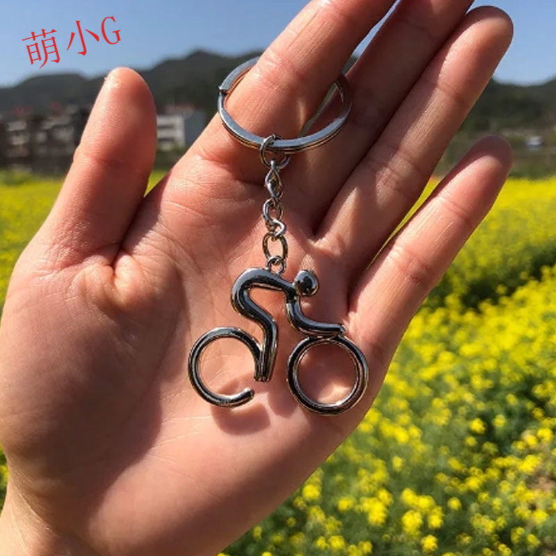 Personalized Metal Basketball Football Keychain Tennis Badminton Sports Peripheral Keychain Backpack Pendant Birthday Trend Personalized Metal Basketball Football Keychain Tennis Badminton Sports Peripheral Keychain Backpack Pendant Birthday Trend