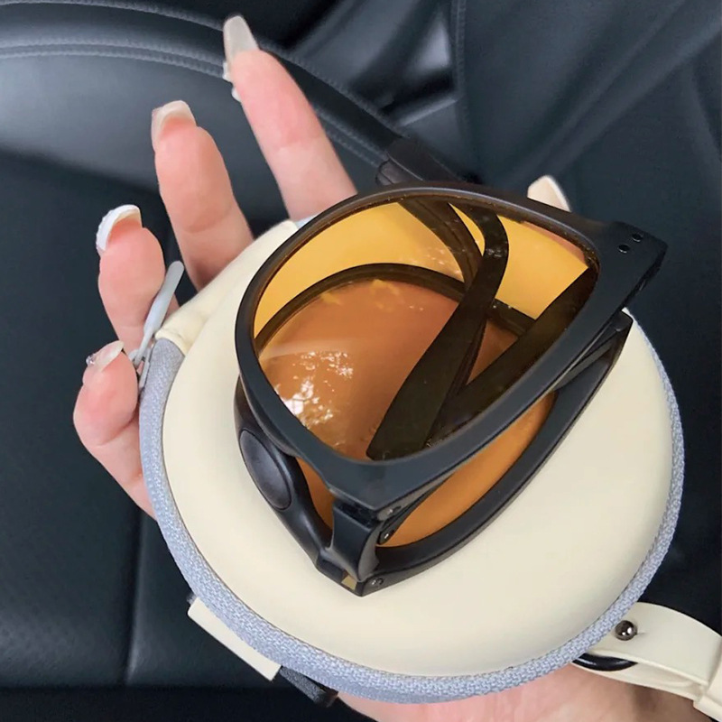 Trendy New ins Foldable Sunglasses Glasses Case for Women Retro Internet Celebrity Same Style Storage Compression-Resistant Portable Sunglasses Case Trendy New ins Foldable Sunglasses Glasses Case for Women Retro Internet Celebrity Same Style Storage Compression-Resistant Portable Sunglasses Case