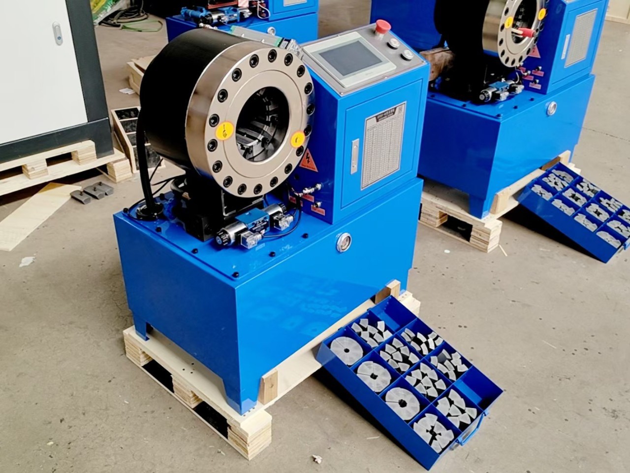 自动液压大棚缩管机 车架车棚小型缩管机 方圆管胶管油管扣压机