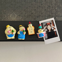 Cute Japanese Cat Magnetic Refrigerator Magnet Creative Three-dimensional Magnet Cartoon Decoration Magnet Cat Toast