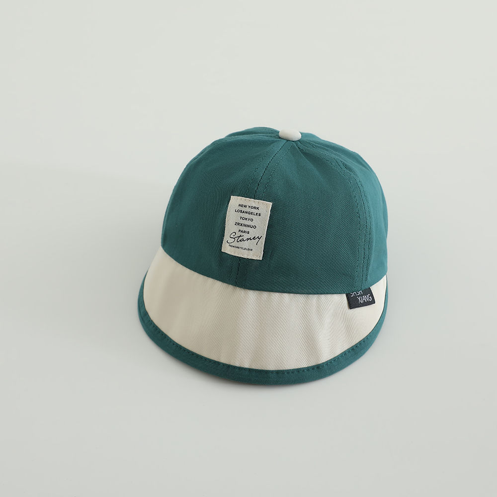 Sombreros para bebés primavera y otoño delgada gorra de lengua de pato para niños y niñas coreanos gorra de béisbol de brillo suave para verano protección solar pequeña edad