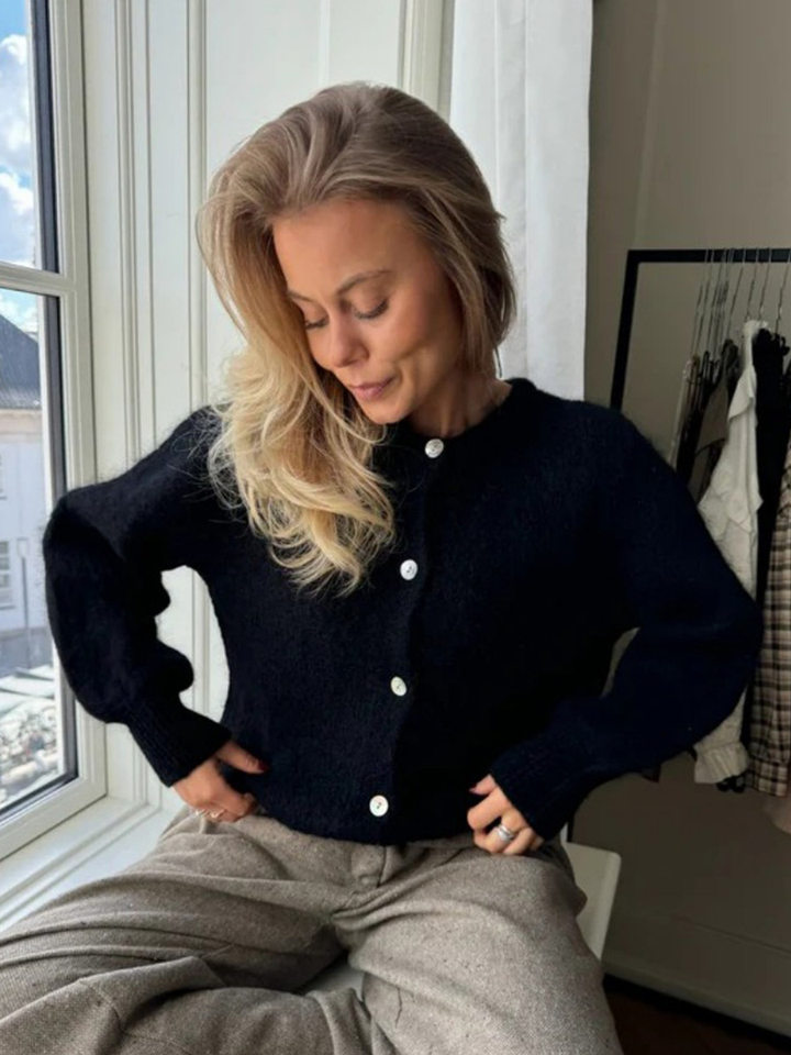 Áo cardigan len dệt kim dáng mỏng nhẹ cài nút một hàng, tay dài cổ tròn nữ — hoa hồng đỏ, màu be, màu cam, màu hoa cà chi tiết 95