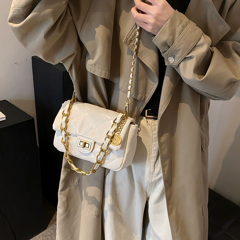 Демисезонная маленькая сумка через плечо, цепочка, стиль Chanel, люкс