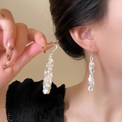 波がきらきらと輝く麦の穂のフリンジイヤリング2025新型の爆金の高級感の耳飾りの女性の大衆の独特な気質の耳打ち