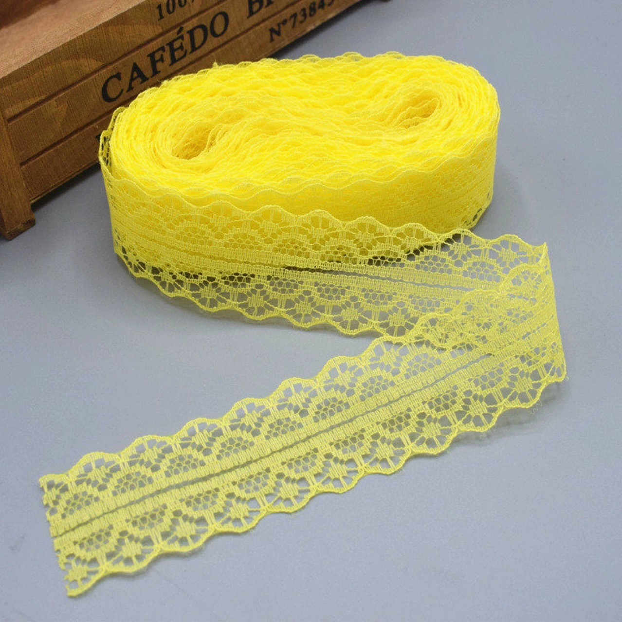 Lace Trim Model 1658-2, Polyester, 3 cm Width, 400 yd Roll, 30 Colors
