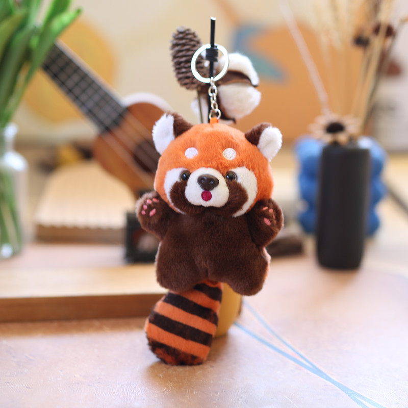 ネットの赤いかわいいかわいいかわいいアライグマのペンダントのぬいぐるみの果物のパンダのバッグのペンダントのキーホルダーの人形|undefined