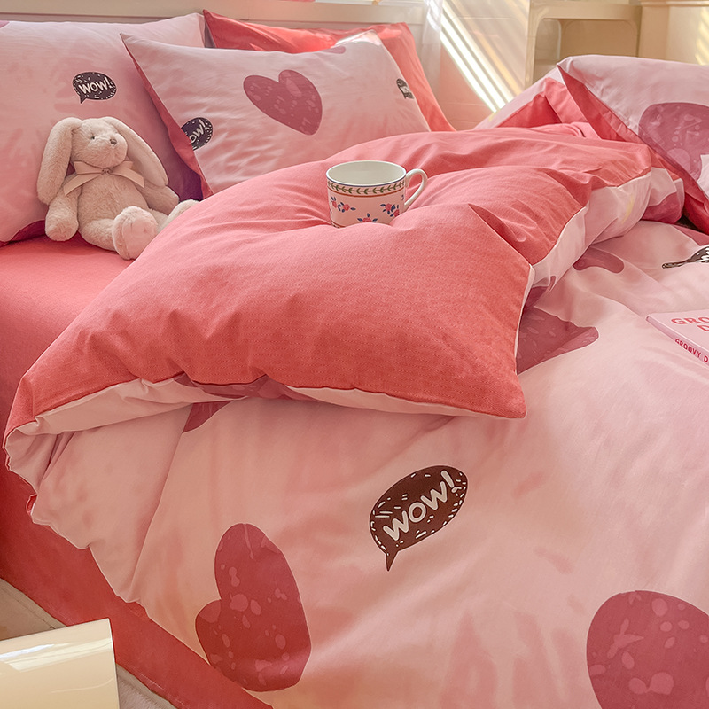 Cuerpo de algodón de cuatro piezas de amor, cama de cama, cama de cama, dormitorio de estudiantes, ropa de cama de tres piezas.