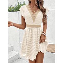 L 48772 Lace Collar Waist Ice Silk Dress ������������˿����