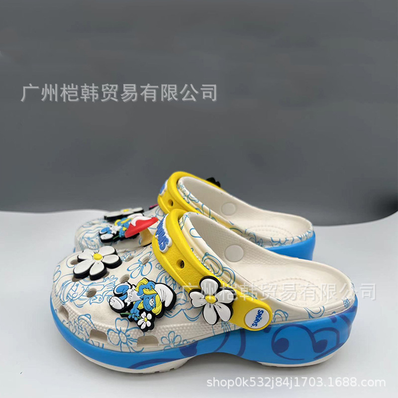 Cross Cloud Transfer / Smurfs / Winnie the Pooh Hole Shoes Mujeres Tacones Mejores Zapatos de playa al aire libre