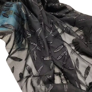 ���y�z���~�Ứ�������� ѩ������ �y�z�й�z�����B��ȹŮ�b����