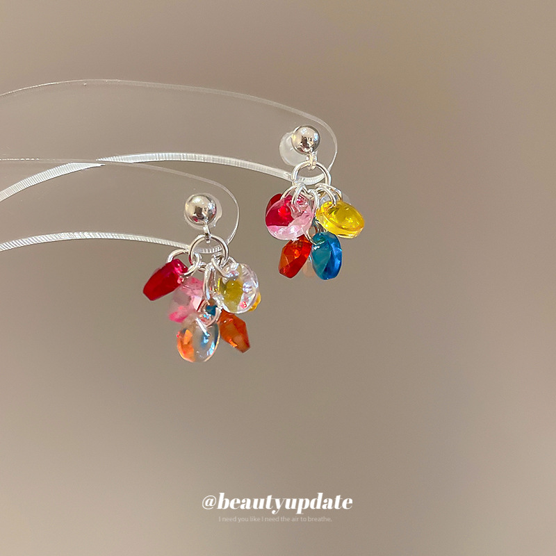 Pendientes de borla de color dopamina con aguja de plata, pendientes dulces y versátiles, pendientes de moda de temperamento de lujo ligero y de alta gama