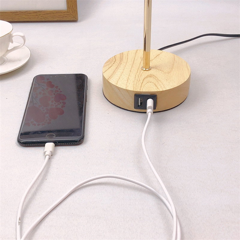 Lámpara de mesa plisada transfronteriza Corea del Sur Iluminación vintage Iluminación doble USB Lámpara de mesa pequeña decorativa Lámpara de mesa de aprendizaje