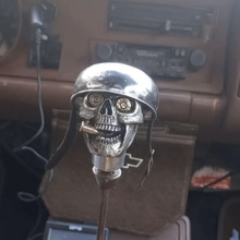 Skull Soldier Grip - Handcrafted Gear Knob���t�^ʿ����܇�n��