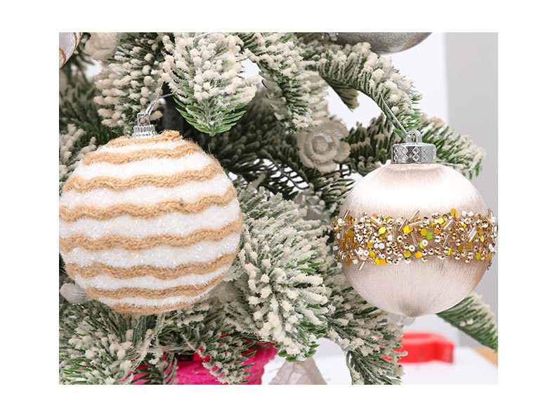 Christmas Foam Balls - Image 11