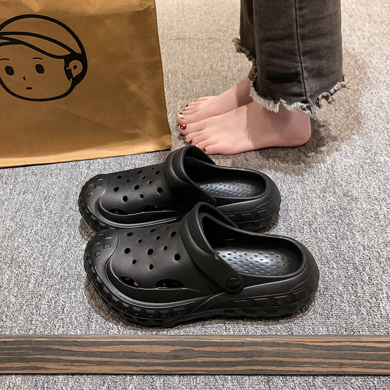 2025 zapatos con agujeros de suela gruesa de comercio exterior, zapatillas antideslizantes y transpirables, sandalias de playa cómodas de suela blanda de moda en verano