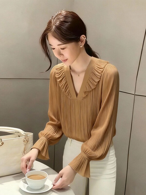 French-style elegant long-sleeved brown shirt for women, new spring 2026 model, super stylish and flattering for petite figures French-style elegant long-sleeved brown shirt for women, new spring 2026 model, super stylish and flattering for petite figures