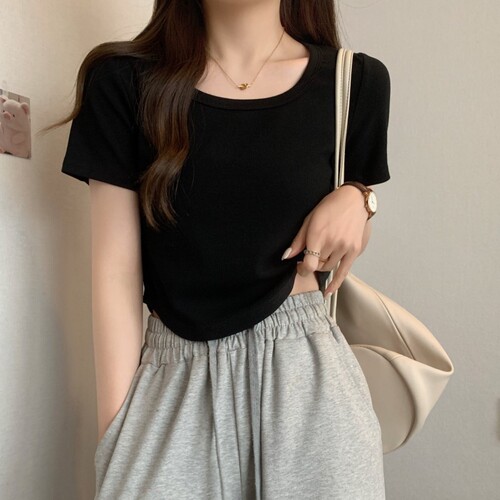 Design sense Figure-fitting, slimming, curved hem, short top for women, 2024 summer threaded bottomed shirt, short-sleeved T-shirt, women