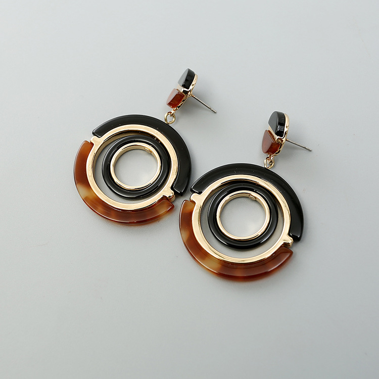 Fashion Circle Metal Acrylic Earrings display picture 2