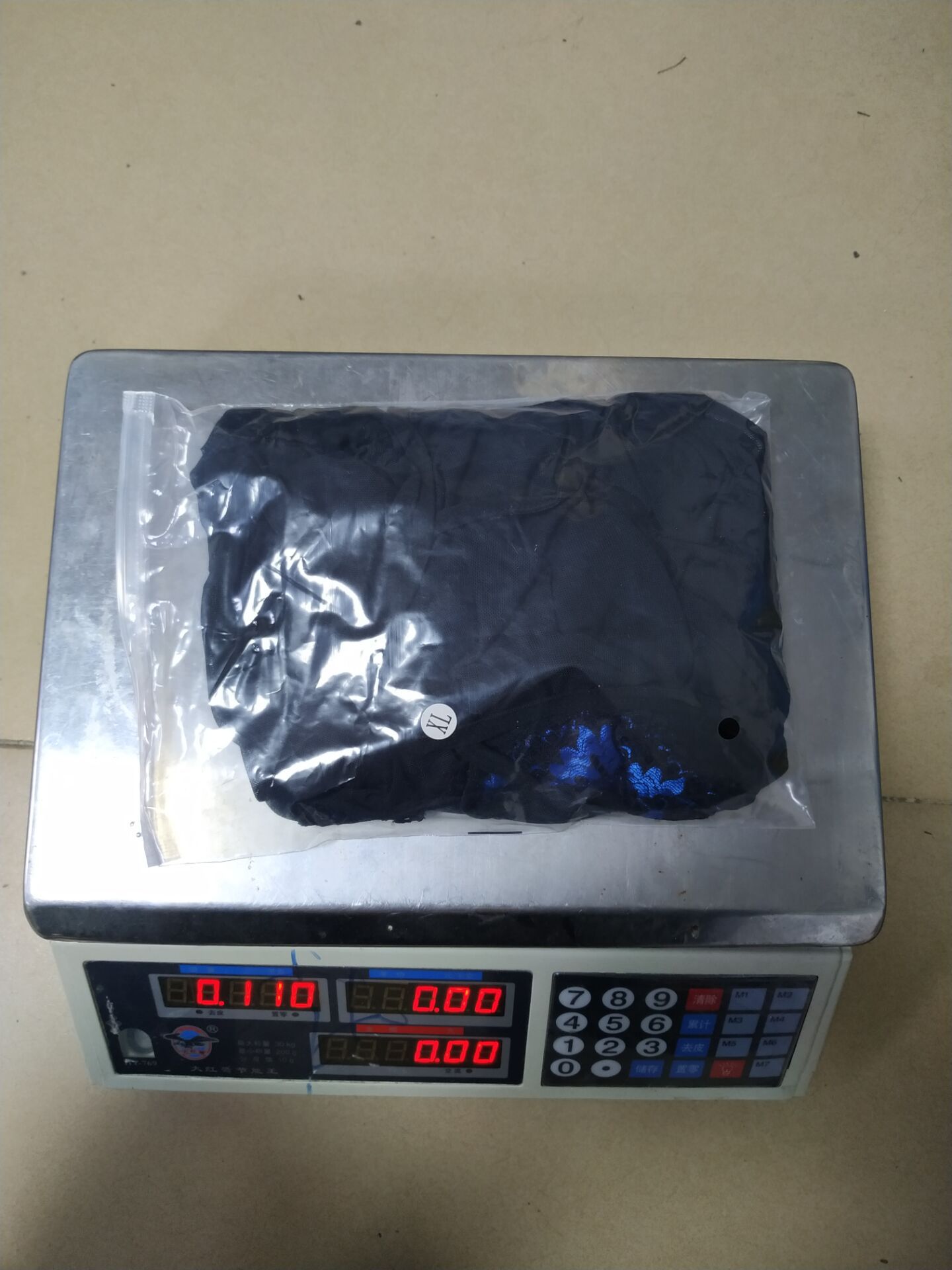 E12D166610C7E450772A724393F76B