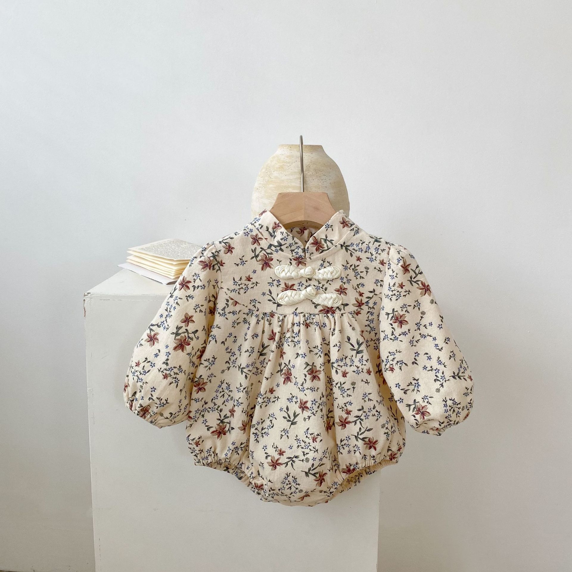 2024 Autumn New Girl Baby Floral Cheongsam Collar Ha Yi Long Sleeve Loose Triangle jumpsuit Crawler_voghion.com