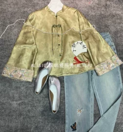 女式马甲;女式衬衫;上衣