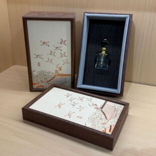 Traditional Agarwood Essential Oil Qi Nan Wholesale Manufacturer Direct Sales Hainan Qi Nan Fragrance Products Traditional Craftsmanship