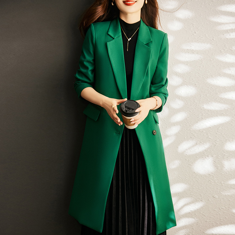 グリーンのパーカー1枚