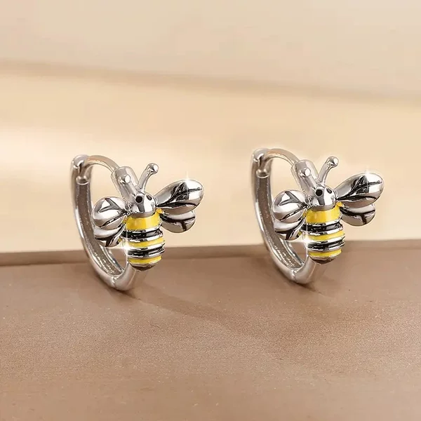 Huitan Cross-Border European and American Bee Earrings Cute and Elegant Enamel Jewelry Geometric Delicate Cute Animal Ear Accessories