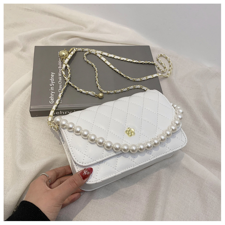 Fashion Pearl Chain Rhombus Embroidery Thread Messenger Small Square Bag Wholesale display picture 56