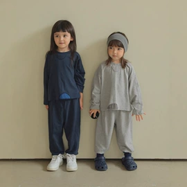 连身衣、爬服;童套装;童连衣裙