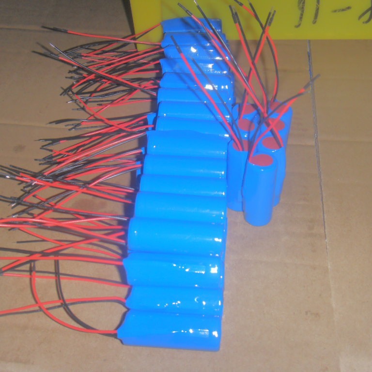 厂家供应18500侧面加保护板锂电池头灯充电宝移动电源