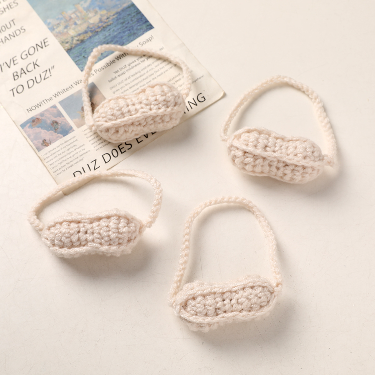 Linda muñeca de oso, bolsa de maní, accesorios colgantes, bolsa de ganchillo tejida a mano de bricolaje, accesorios de muñeca de felpa