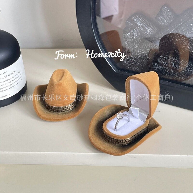 In-Stock Home7City Woody Hat Gift Box Cowboy Hat Accessories Necklace Jewelry Box In-Stock Home7City Woody Hat Gift Box Cowboy Hat Accessories Necklace Jewelry Box