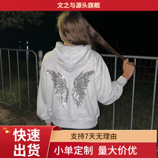 �羳Ů�b�W�����eͨ�ں�����Ƭ��朌��ɶ̿��Bñ�l���＾����Ů