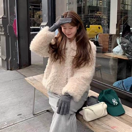 时尚休闲套装;女式T恤;毛衣