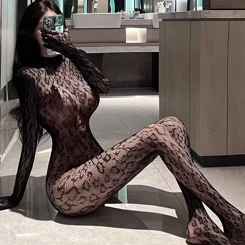 Leopard Print Mesh Bodysuit with Sheer Design, Sexy One-Piece Outfit, Tight Mesh Stockings, Gloves, and Integrated Mesh Stockings for Women in a Pure and Alluring Style Leopard Print Mesh Bodysuit with Sheer Design, Sexy One-Piece Outfit, Tight Mesh Stockings, Gloves, and Integrated Mesh Stockings for Women in a Pure and Alluring Style